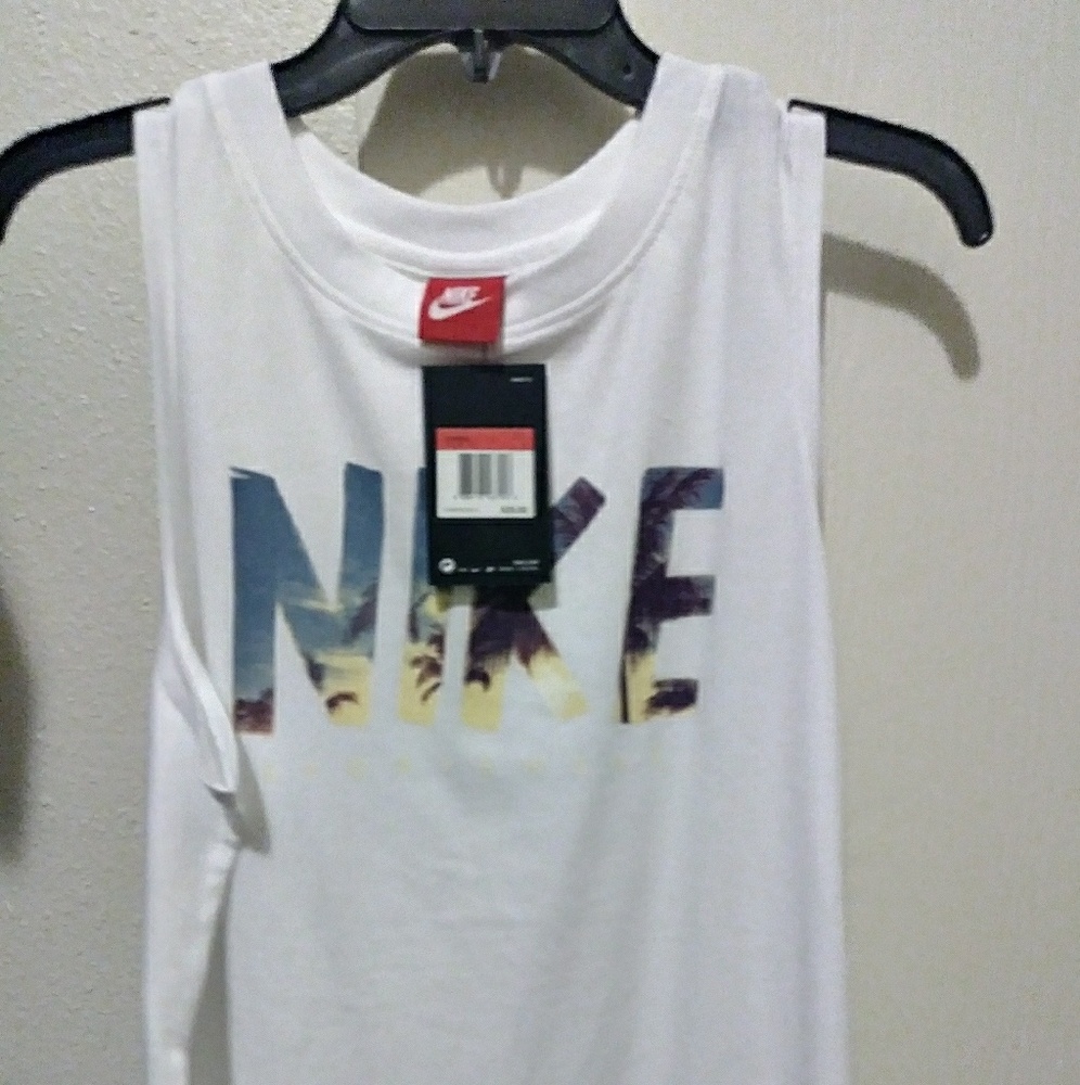 Nike Womens shirt